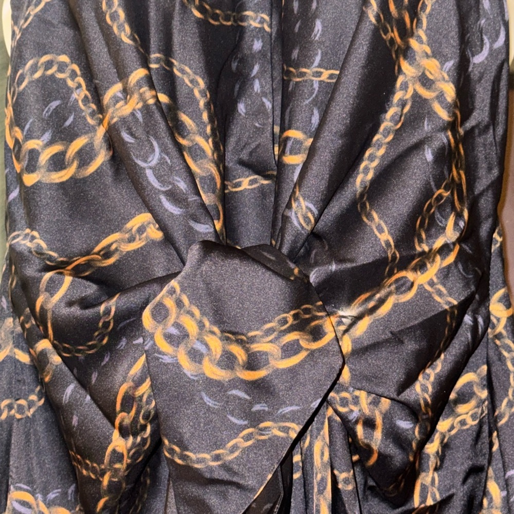 L'Academia Black and Gold Chain Print Cover up /Dress or Top - Picture 4 of 12